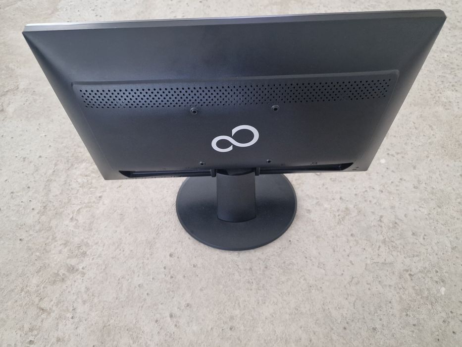Ecrã Monitor para computador Fujitsu (diagonal 49.53 | 19.5 pokegadas)