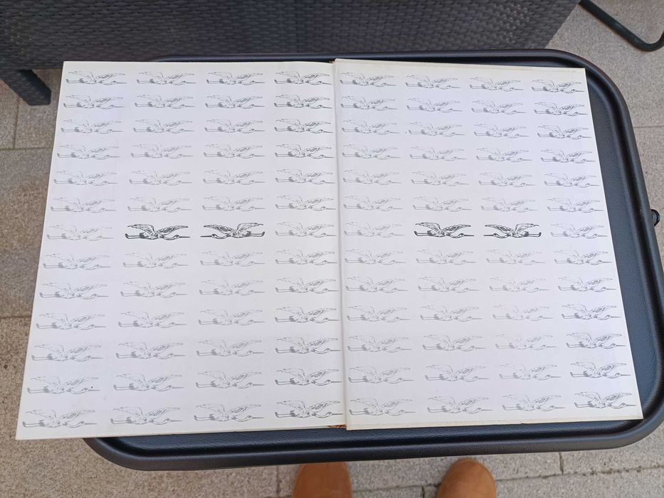Conjunto Livro + Postais "Lisboa Desaparecida", de Marina Tavares Dias