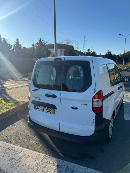 Ford Transit Courier