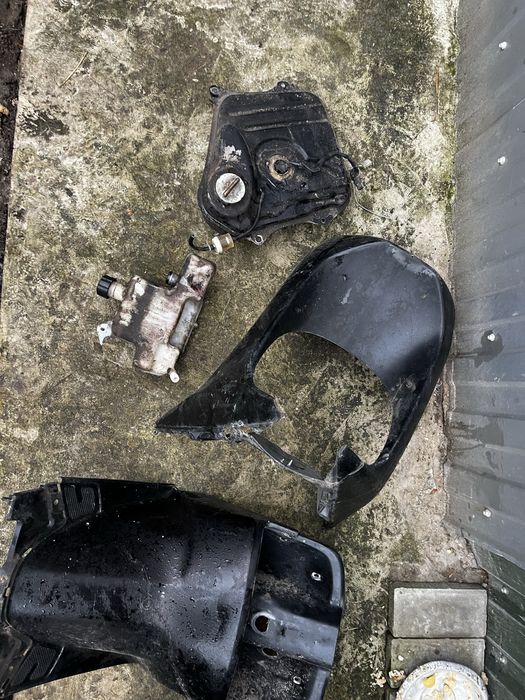 Продам запчасті на хонду діо аф 34-35 не дорого срочно ситайте опис