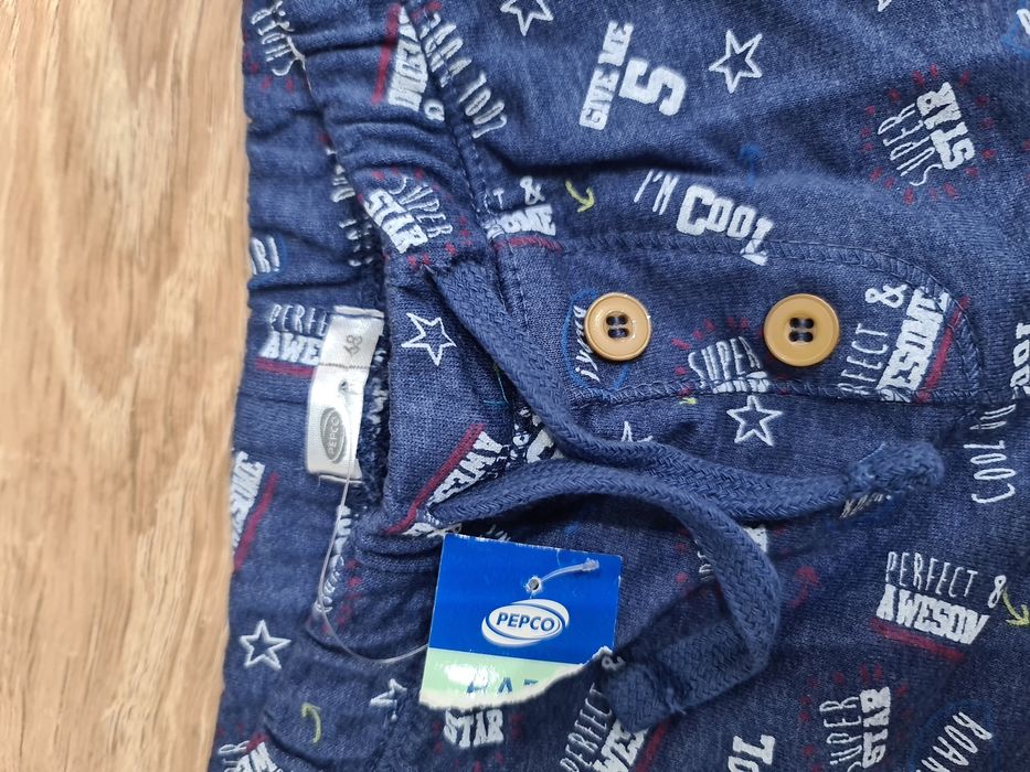 Nowe spodenki niemowlęce 62/68