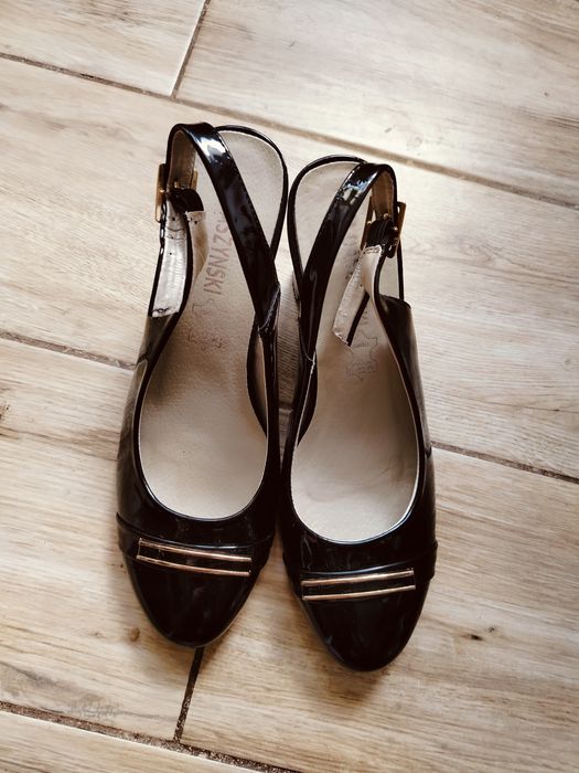 Buty na obcasie 37