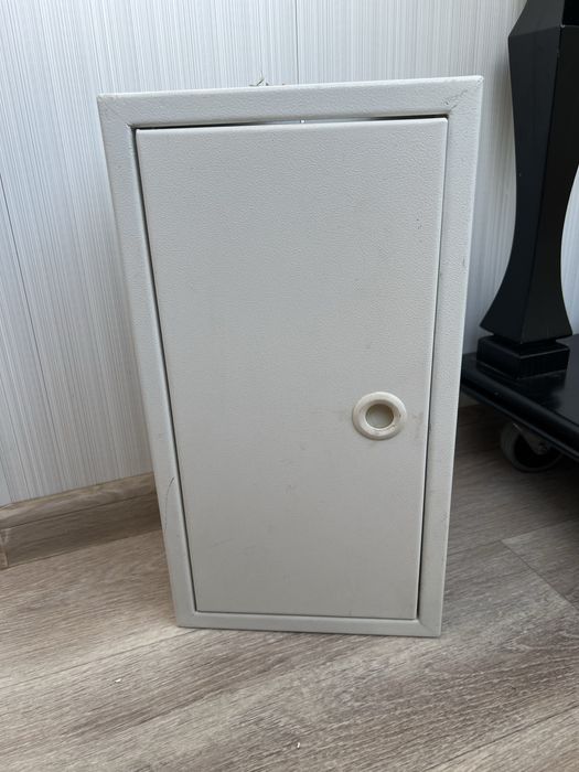 Щиток электро, с счетчиком этектроэнергии