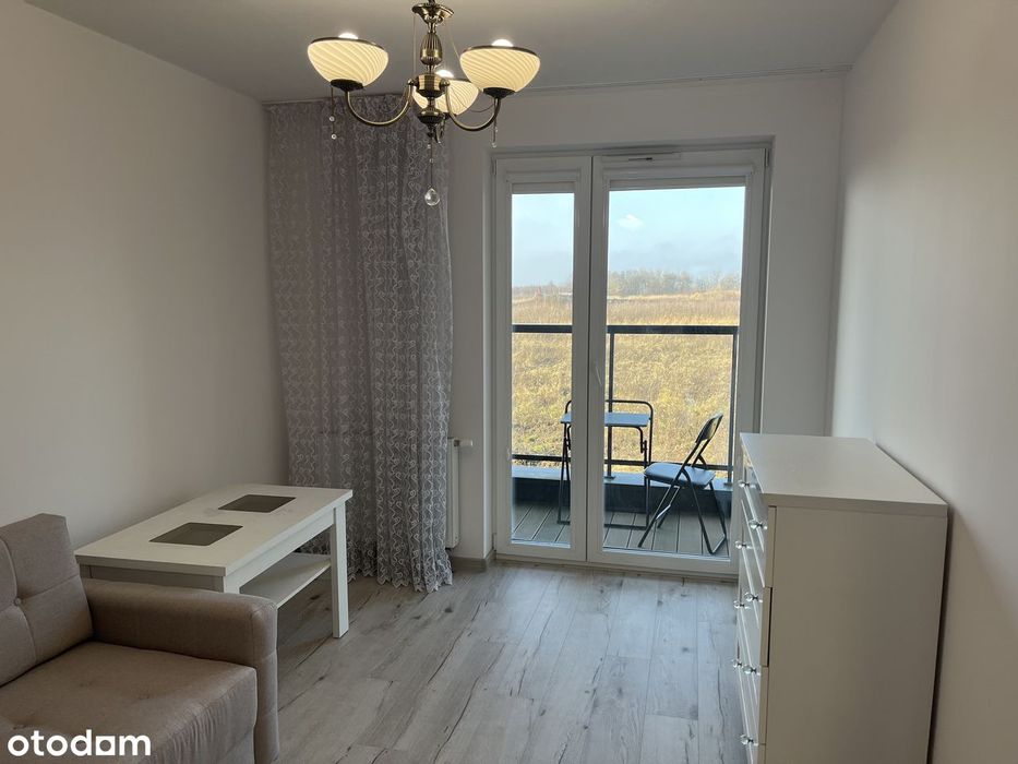 Przestronne 2 pokojowe mieszkanie z balkonem