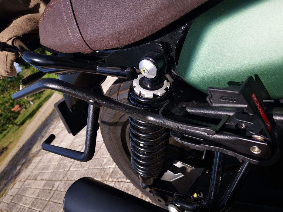 Moto guzzi v7 850 centenário.