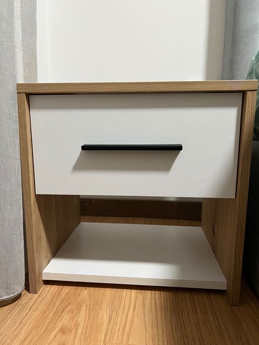 Conjunto de 2 Mesas de cabeceira