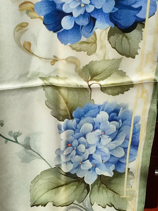 Niebieskie Hortensje -100%jedwab