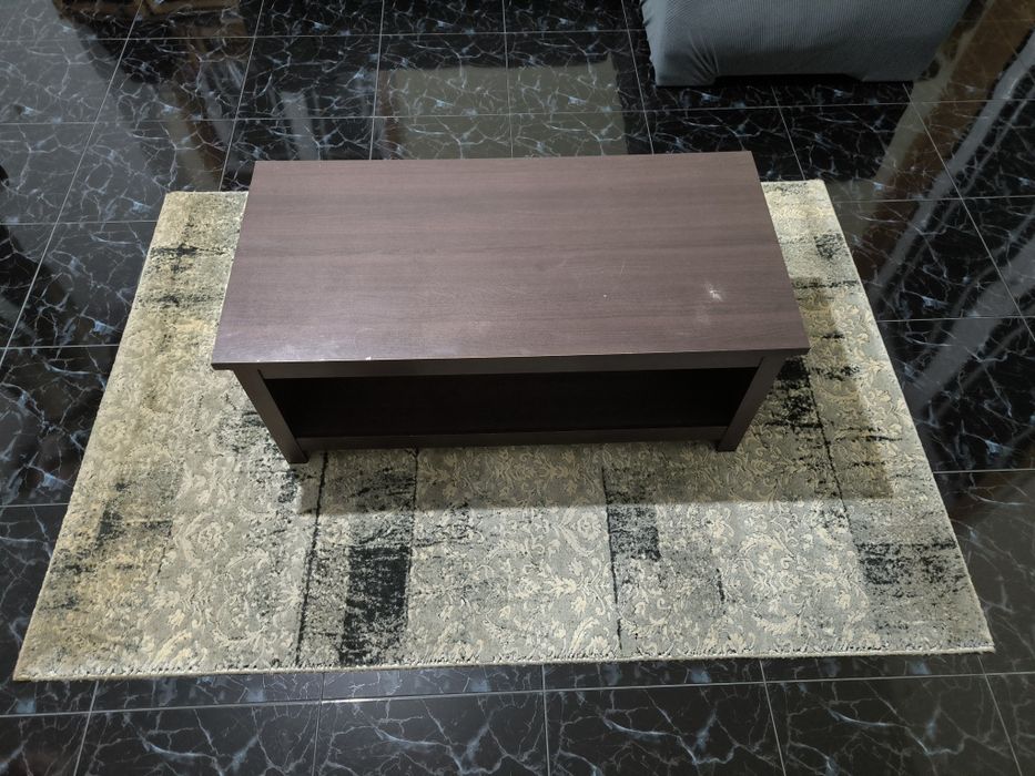 Coffee table and rug set64584905439234122