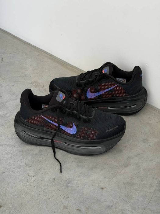Оригинал Nike Vomero Premium Sapphire (HM5973 002) оригінальні кросівки для бігу чоловічі вомеро преміум