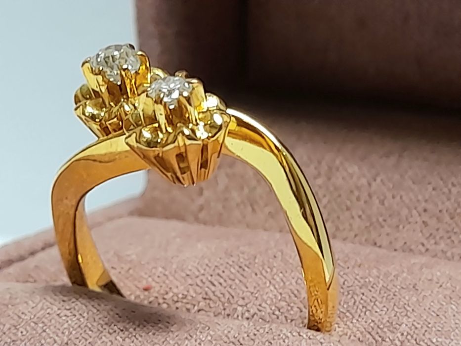 Złoty Pierścionek Rękodzieło Diamenty XXw 18k