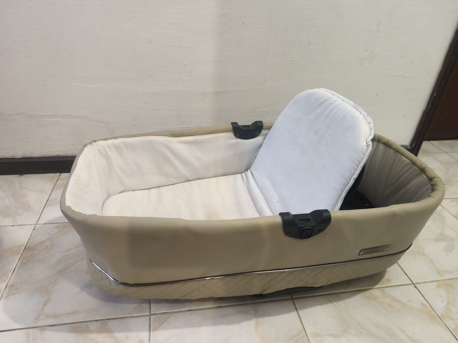 Ovo + Isofix + Coifa