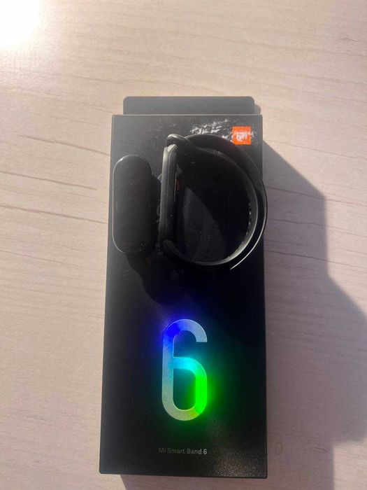 Годинник Mi Smart Band 6