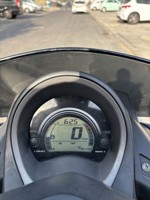Yamaha N-max 125