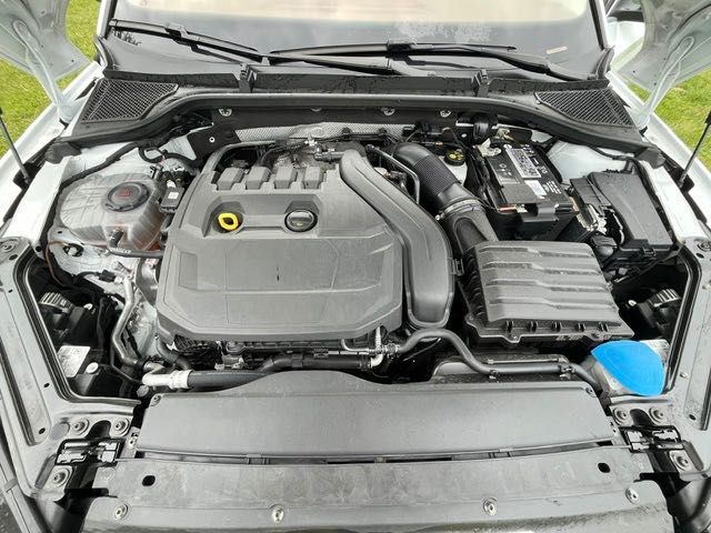 Skoda Octavia Kombi 2022, 59 900 km, 1.5 TSI 150 KM, manual FULL OPCJA