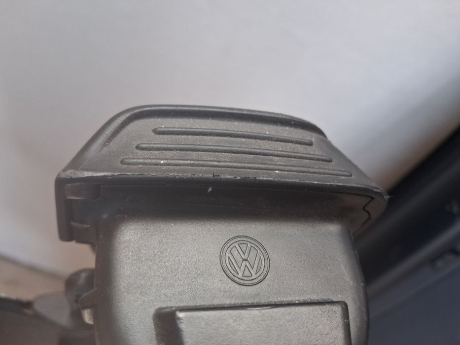 Шторка (ролета) багажника Volkswagen Golf 5 Golf6 Variant Универсал 2007-2013  1K9 867 871 A