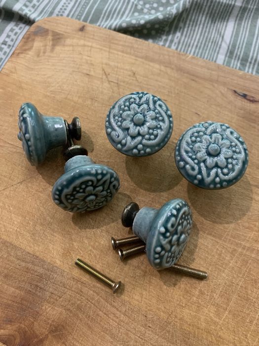 Мебельные ручки