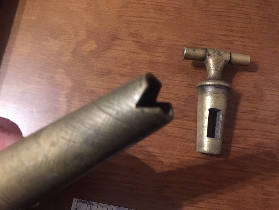 Torneira em latão com 21 cm