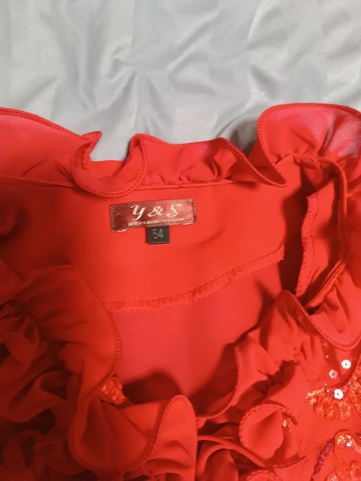 Жіноча червона блуза