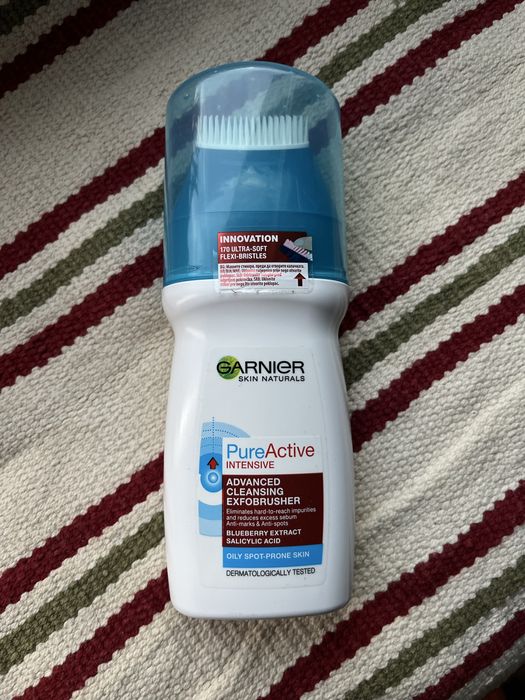 Garnier Pure Active Intensive zel ze szczoteczka do mycia