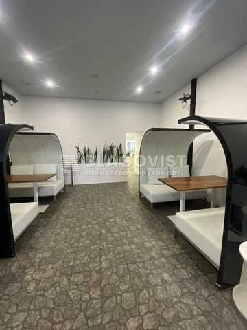 Продаж Будівлі в центрі міста біля метро Фасад  Скоропадського 3