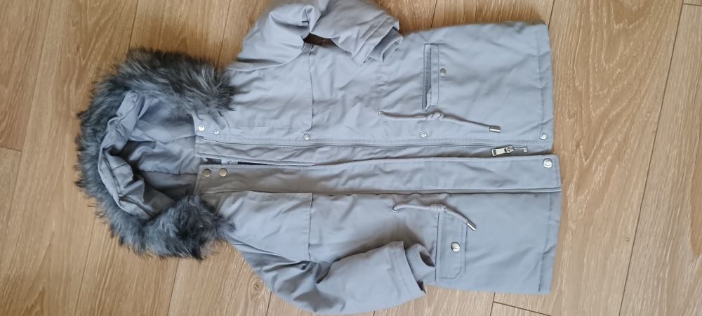 Продам детская теплая куртка парка reserved для девочки р 116-122