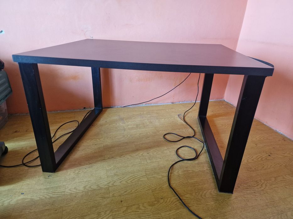 Biurko duże 100x125