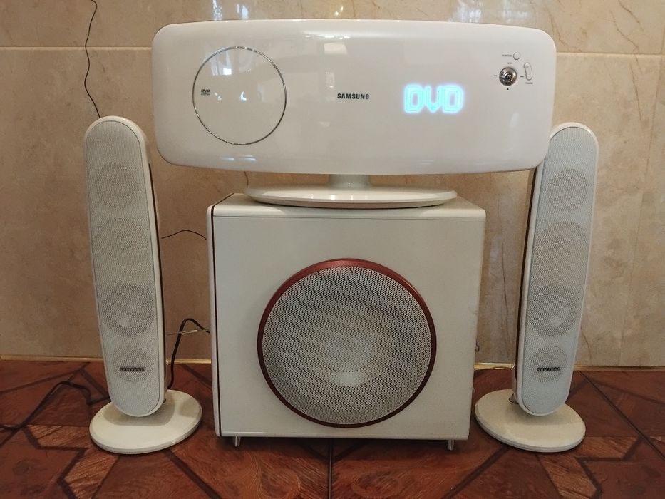 Музыкальный центр Samsung