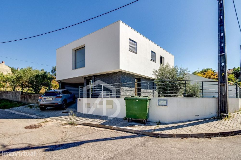 Moradia T3 em Carvalhais – Pombal