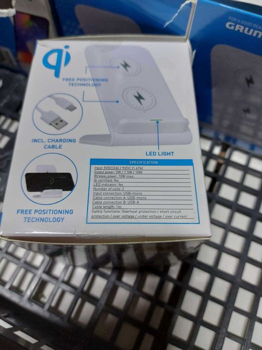 Pudełko Ładowarek indukcyjnych i bezprzewodowych Grundig