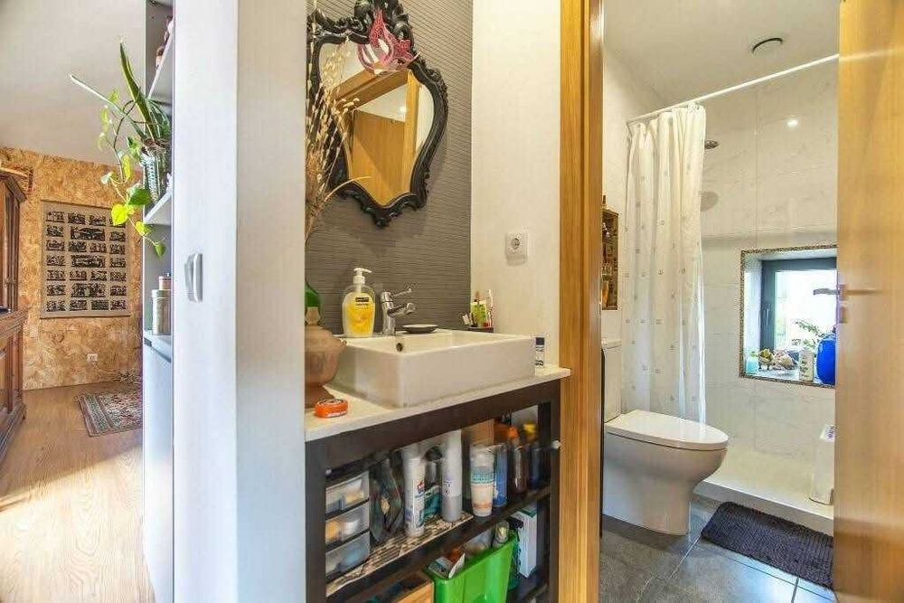 Moradia com 4 Habitações Independentes | Campanhã – Porto