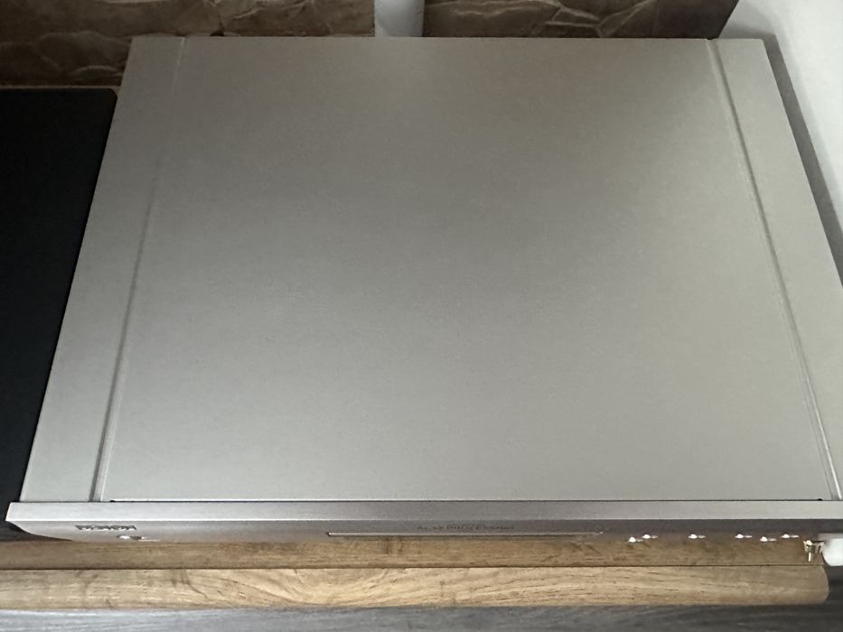 Denon DCD 900NE  odtwarzacz CD  Stan idealny  Karton i  pilot