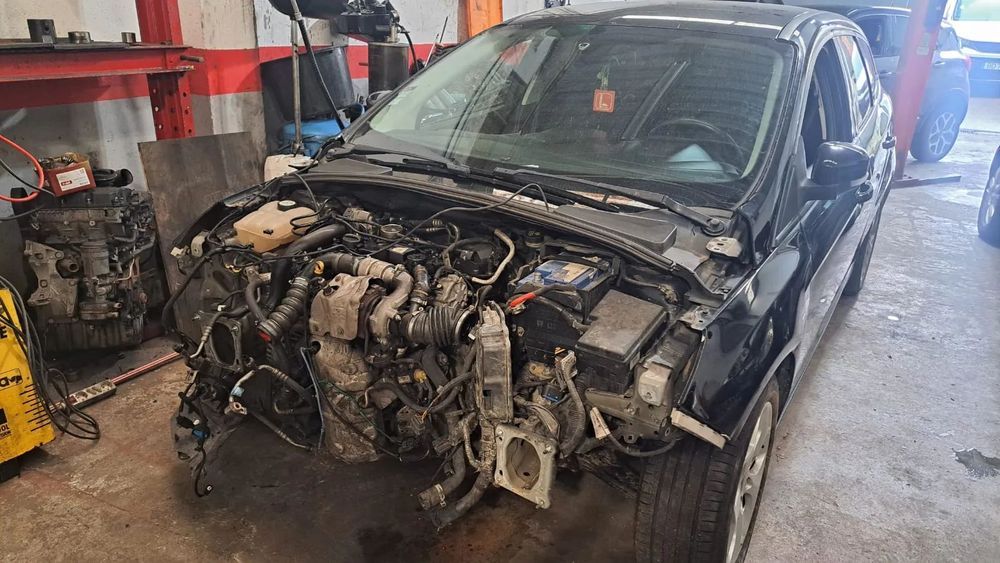 FORD FOCUS III 3 CARRINHA 1.5 TDCI PARA PEÇAS