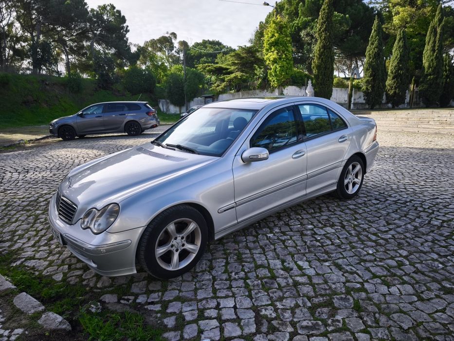 Mercedes Benz C220 Avantgarde Automático