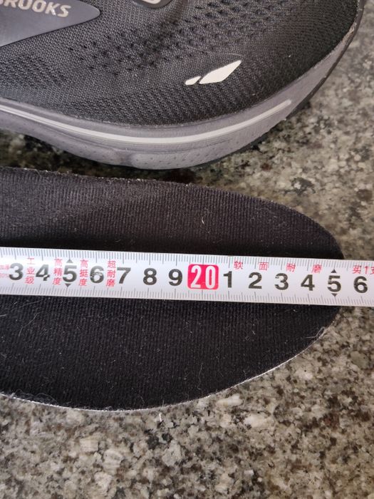 Кросівки Brooks Ghost 15 GTX
