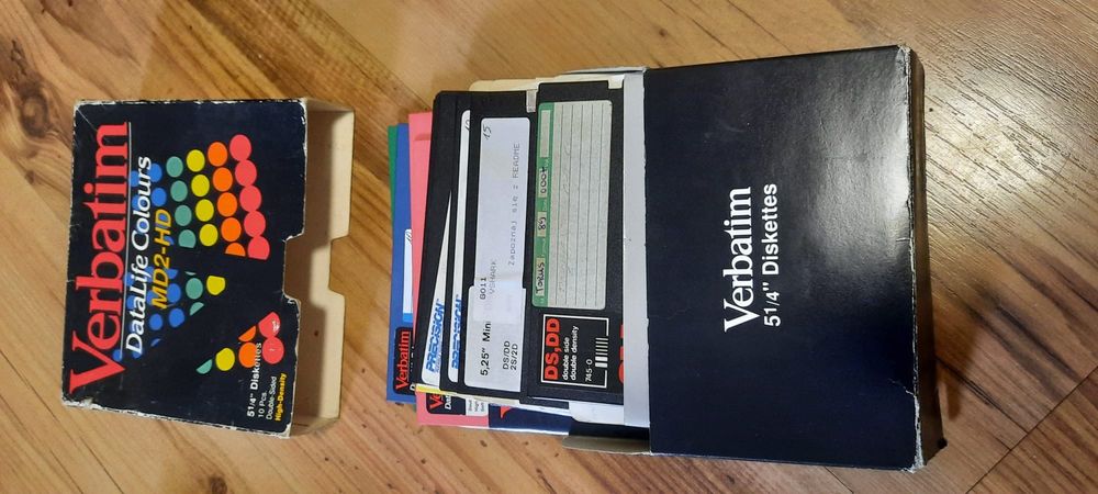 44 dyskietki 5,25 ca