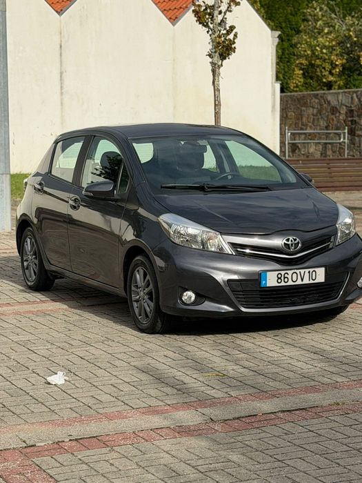 Vendo Toyota Yaris em ótimo estado