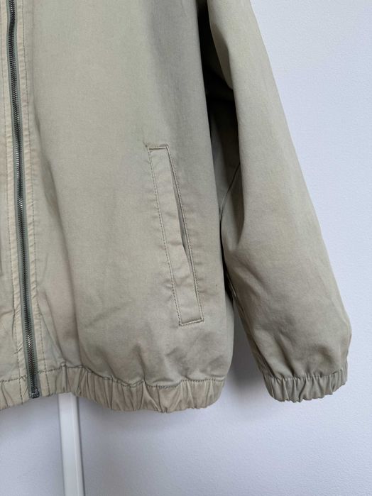 Легка оверсайз куртка Pull & Bear