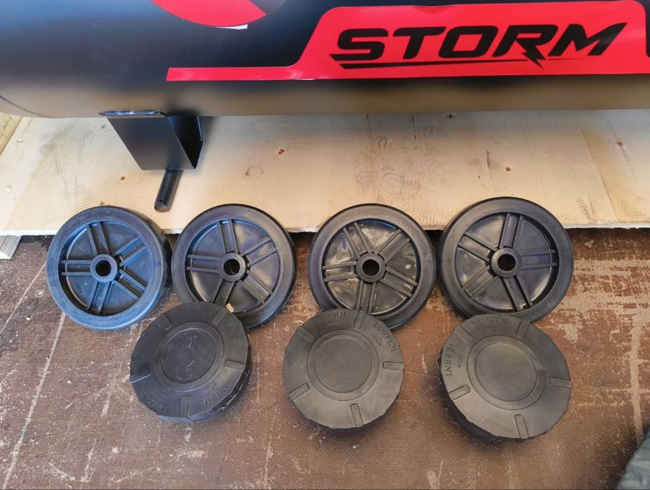 Компресор 200 л,7,5кВт,380В,10 атм,1050 л/хв 3 цил INTERTOOL PT-0040