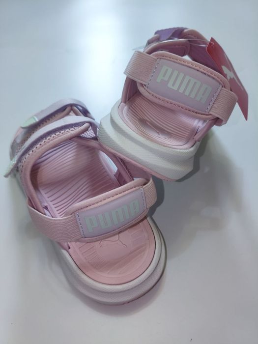 Босоніжки дитячі Puma 37
23 см