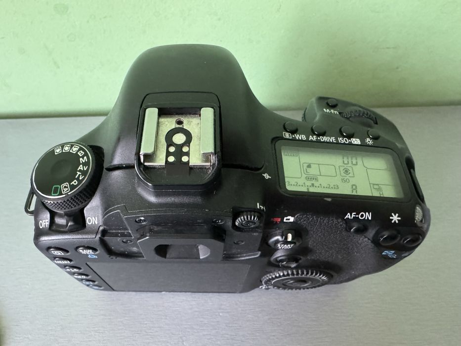 Фотоапарат Canon 7D body