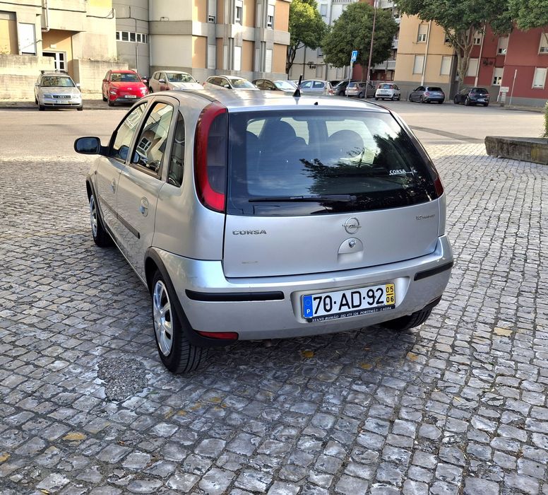 Opel Corsa C 1.2i 16v Nacional 05