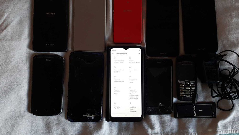 Лот мобільних телефонів вживаних. Стан різний.