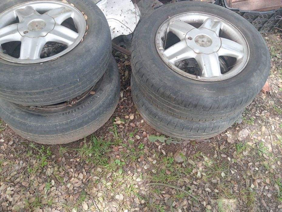 Vendo 9 jantes 15 para para opel Vectra diesel do ano 1997