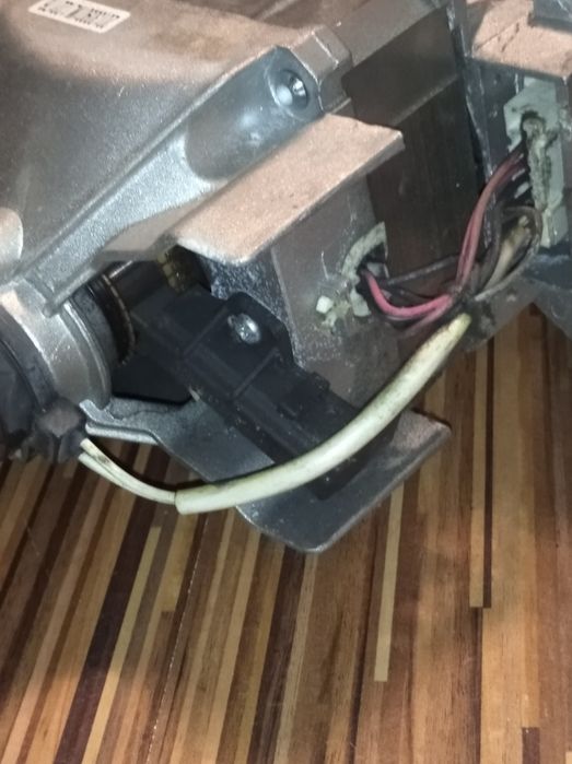 Sprzedam silnik do pralki Indesit