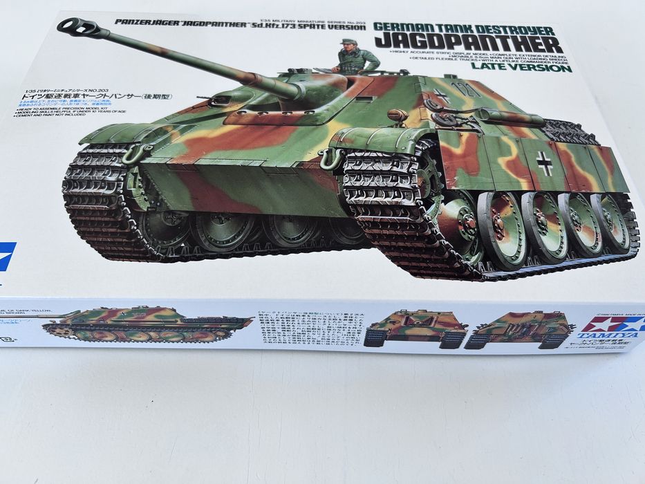 Czołg Jagdpanther model do sklejania Tamiya 35203