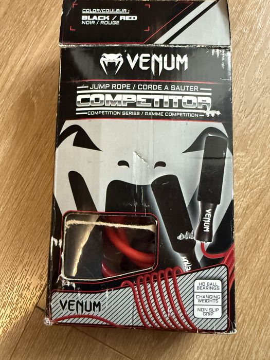 Скакалка С Утяжелителями Venum Competitor