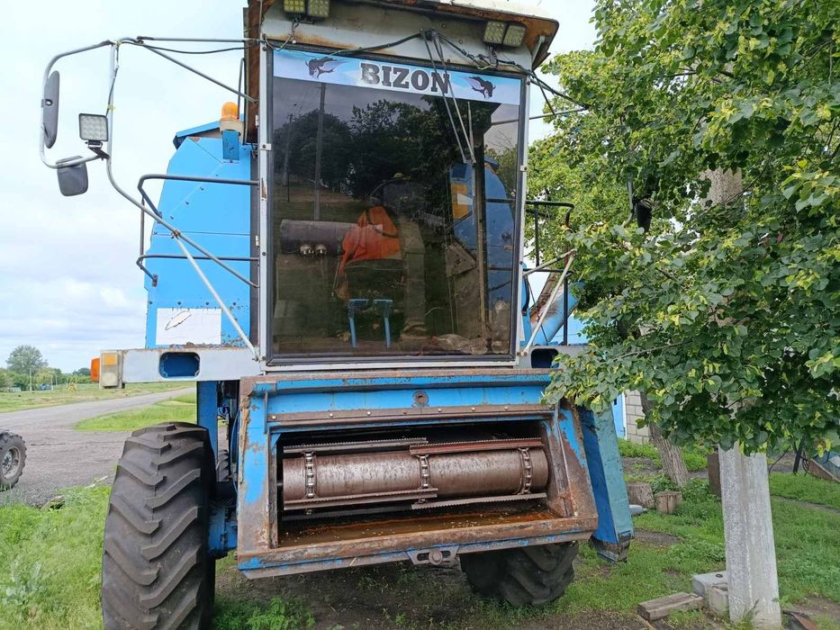 Продам комбайн бізон 110