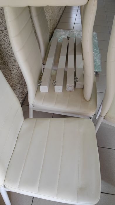 Mesa vidro extensível + 6 cadeiras