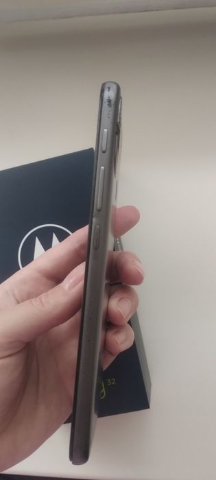 Motorola e 20 ..