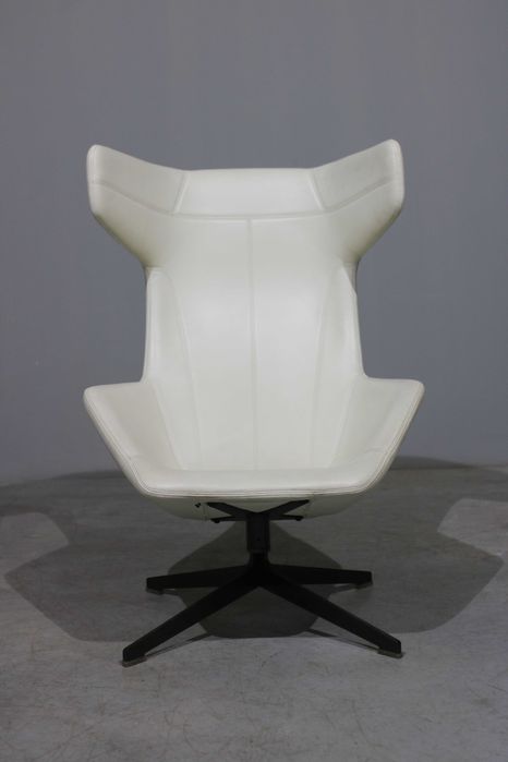 Poltrona Alfredo Haberli | Manifattura Italiana